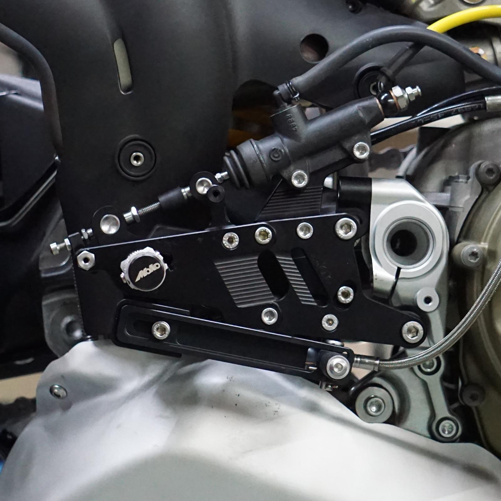 Racing Fußrastenanlage - Ducati Panigale V4 - Moko